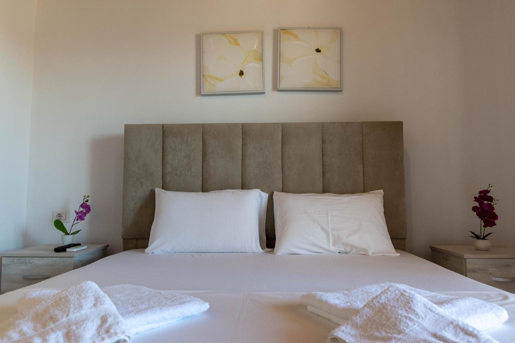 Villa Sunny Εξαμίλιο Εξωτερικό φωτογραφία